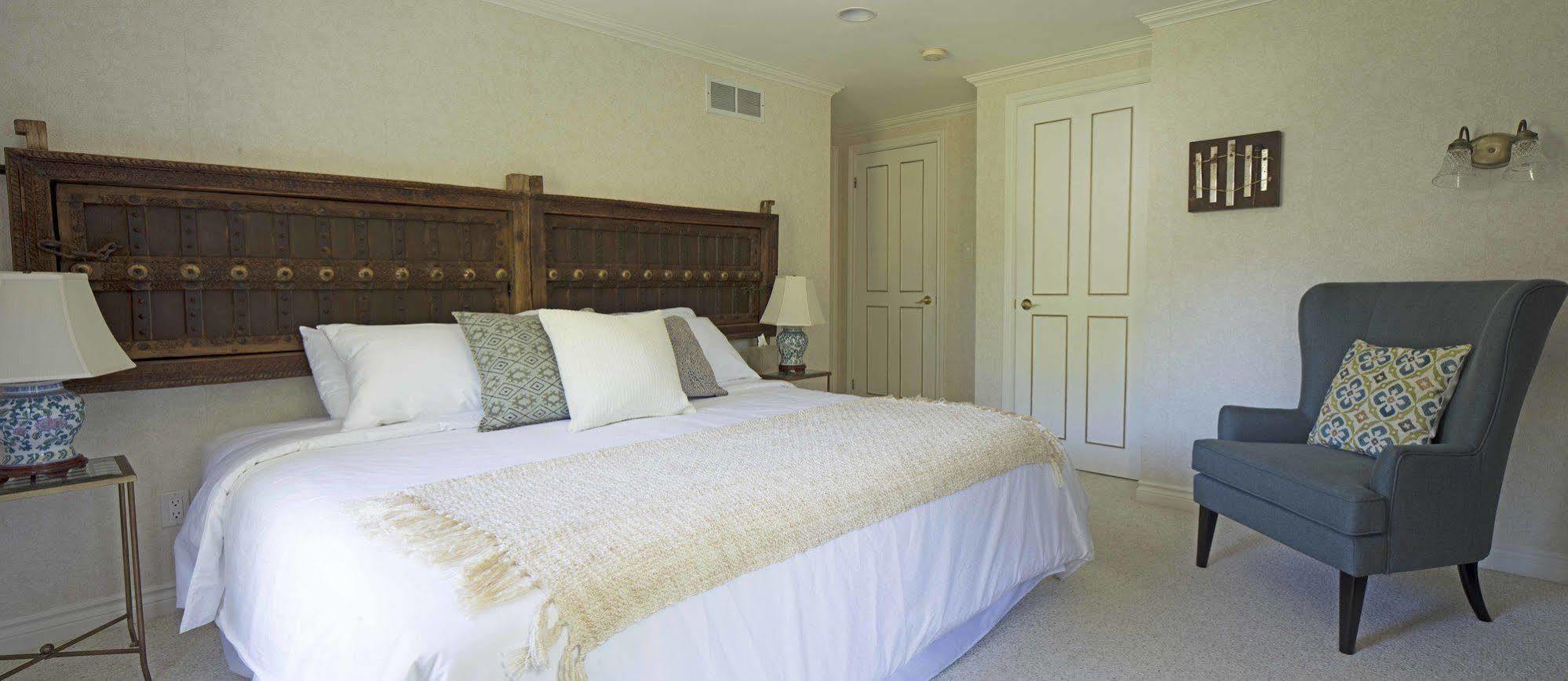 Queen Regent Bed & Breakfast Niagara-on-the-Lake Екстер'єр фото
